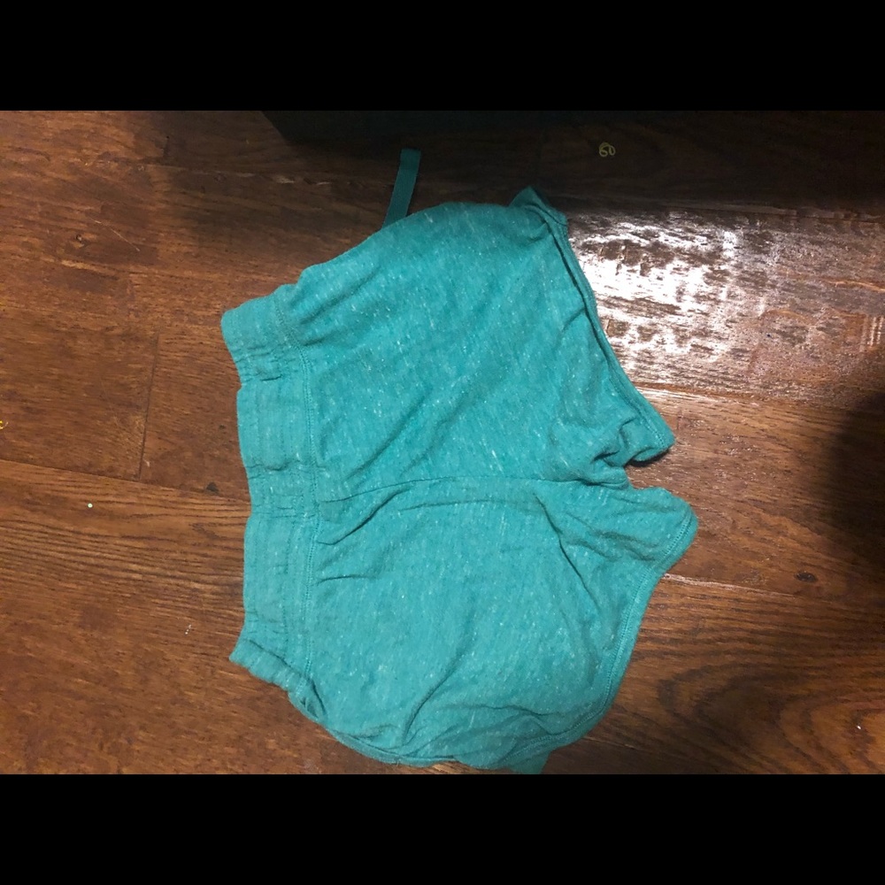 Comfy shorts bundle - Picture 4 of 6